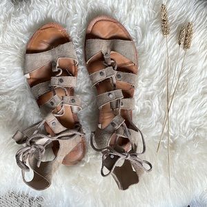 DOLCE VITA Lace Up Sandal